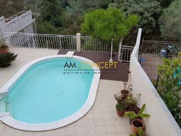 Maison 6 pièces 94 m²