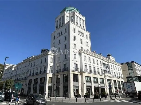 Bureaux 1783 m²