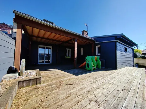 Maison familiale de 174 m² en semi plain-pied
