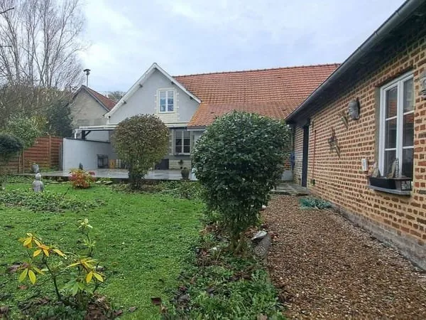 Maison de plain-pied 9 pièces 173 m²