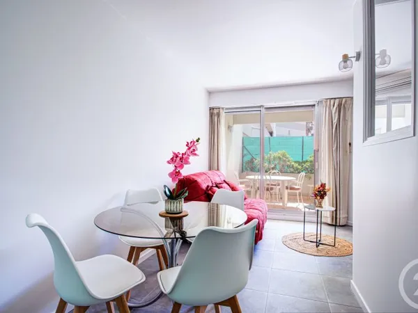 Appartement 1 pièce 25 m²