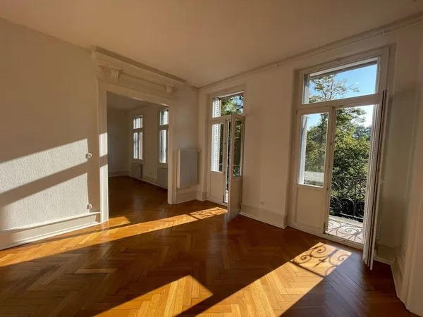 Appartement 6 pièces 205 m²