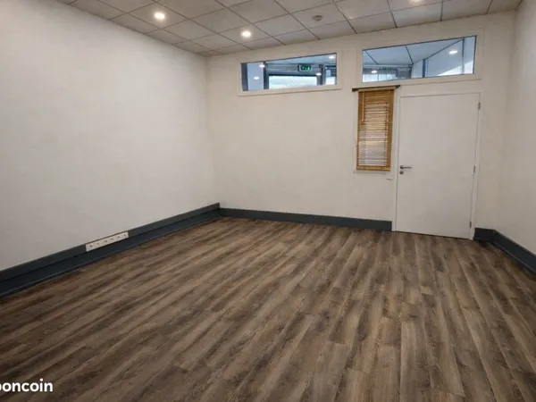 Location salle de consultation 13m2