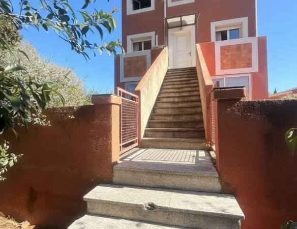 Duplex lumineux à deux pas du centre ville de Cavaillon!