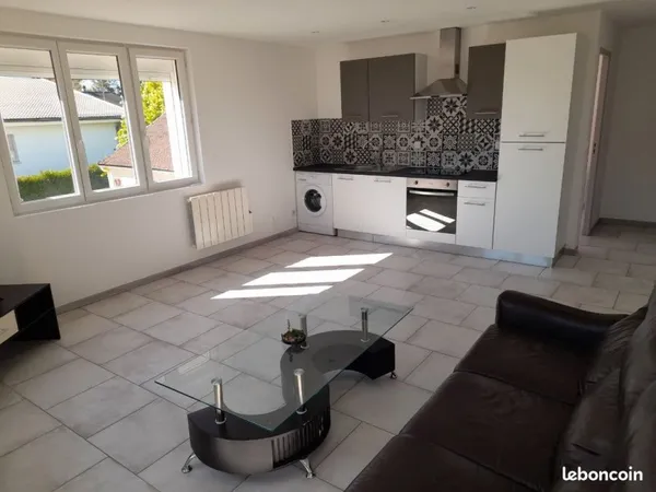Appartement t2 meublée 50 mètres carrés
