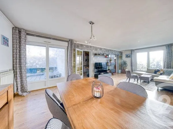 Maison 6 pièces 110 m²