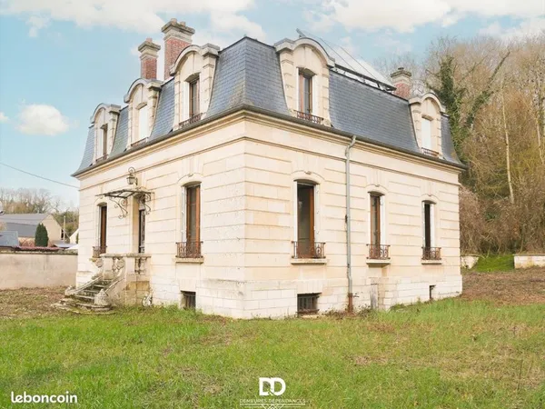 L'ASSOUPIE- Maison de Maître avec dépendance