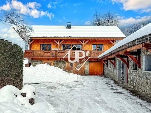 Chalet authentique au coeur des Carroz d'Arâches