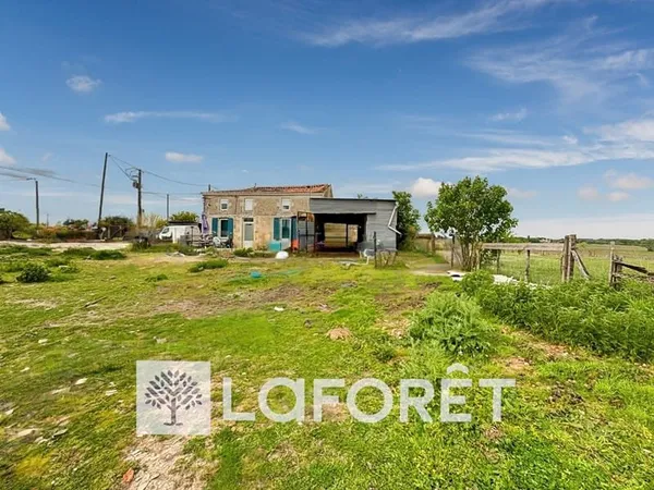 Maison à vendre à Grézac (17120) - Référence 4421