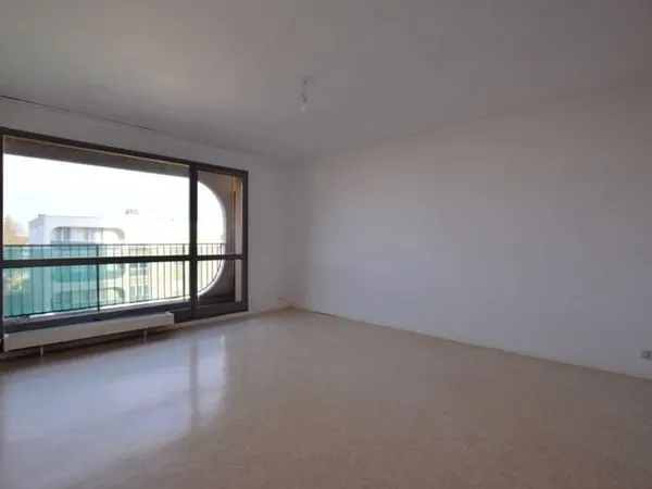 Appartement T2 loué - Investissement locatif - SOCHAUX