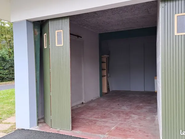 Garage Box 22m2 proche centre ville