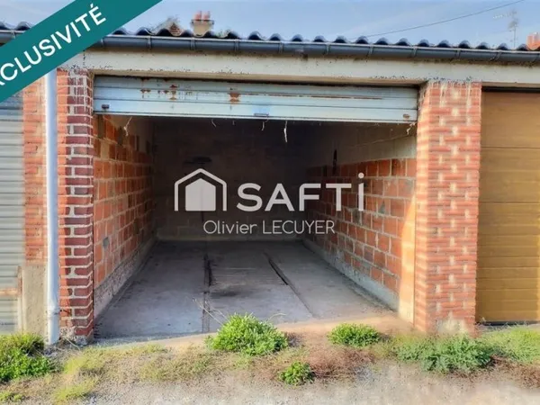 Garage de 19 m2 avec hauteur sous linteau de 2.19 m, secteur Saint-michel.