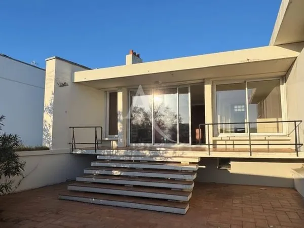 Maison 7 pièces 111 m²