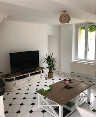 Maison ancienne Jaulzy