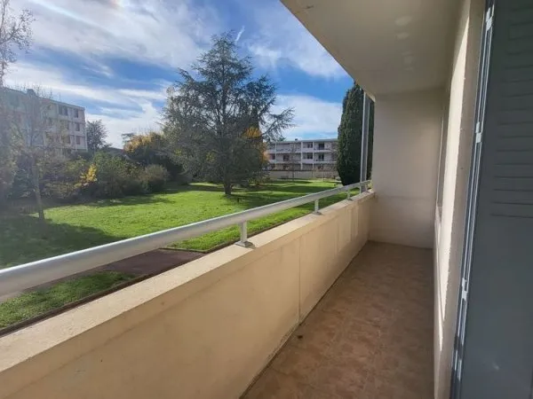 Joli Appartement T3 traversant dans résidence sécurisée
