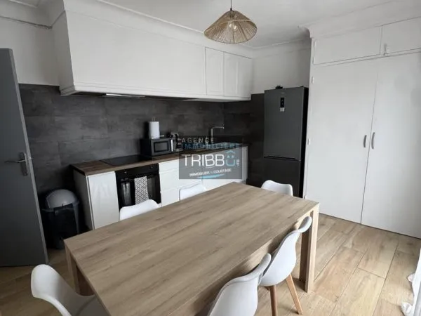 PERPIGNAN Appartement T4 avec balcon et grenier - 96m2