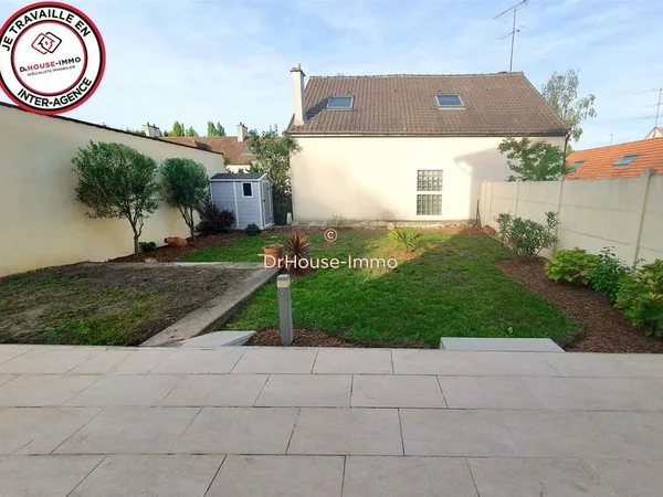 Spacieuse maison familiale de 7 pièces avec jardin à Linas