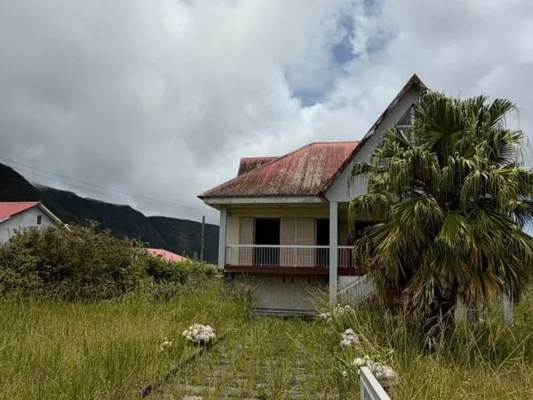 Maison 10 pièces 250 m²