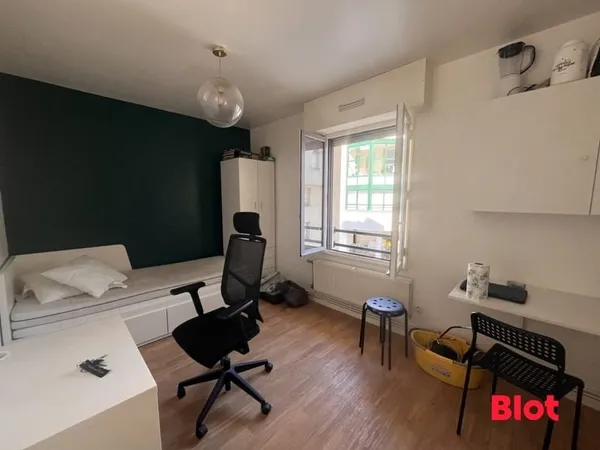 A LOUER - RENNES - STUDIO - CENTRE-VILLE