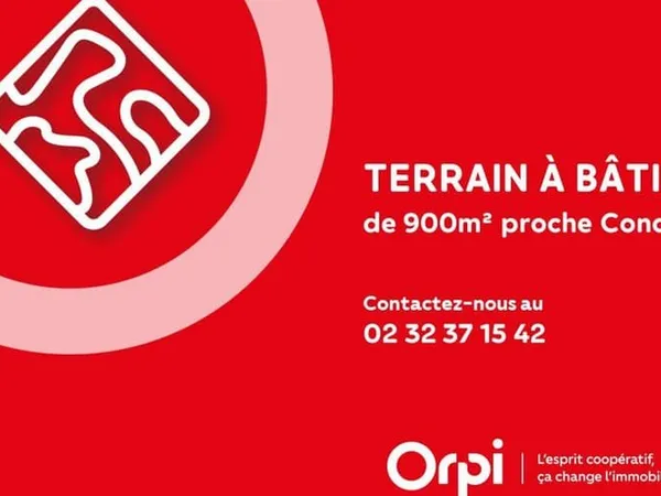 Terrain 900 m²