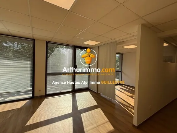 Bureaux 2 pièces 53 m²