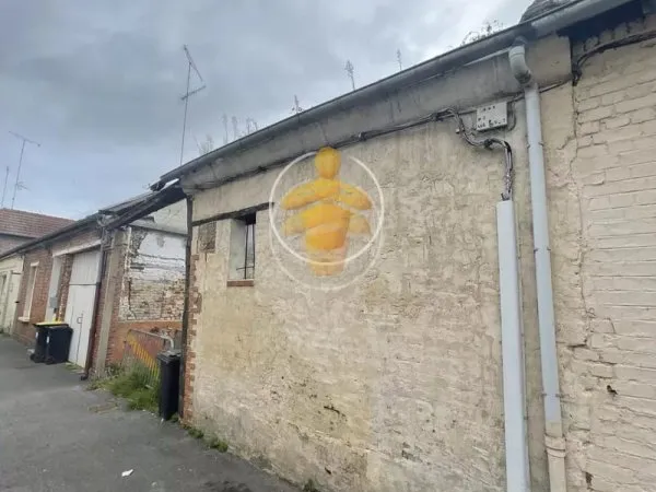 Grange à Rénover à La Fère : Opportunité Unique