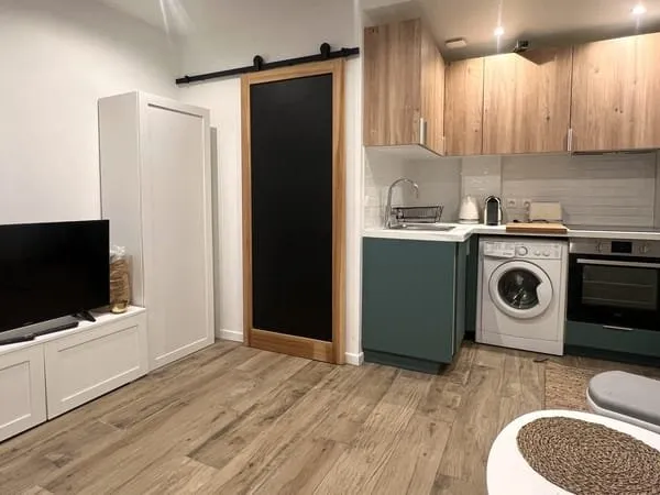 STUDIO 17m2 - 3 min à pied du MÉTRO LIGNE 7 - 'VILLEJUIF LÉO