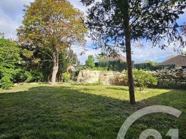 Terrain 499 m²