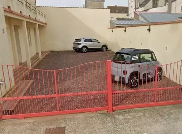 Emplacement de parking sécurisé