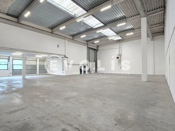 CARRE D'IVRY - 483 m² non divisibles