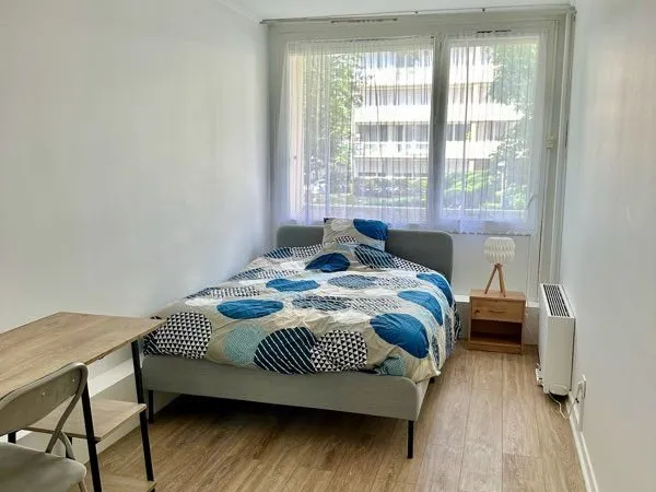 Chambre 12m2 meublée - colocation fille