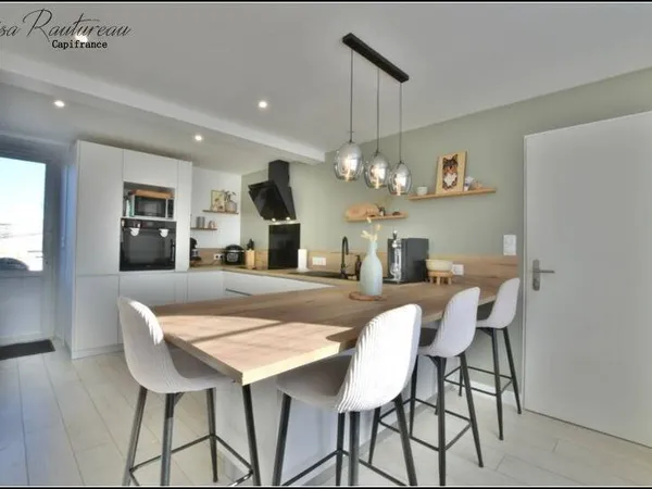 Maison 6 pièces 121 m²