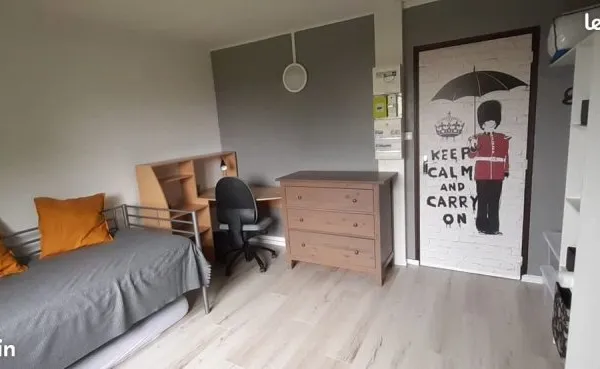 A vendre studio meublé