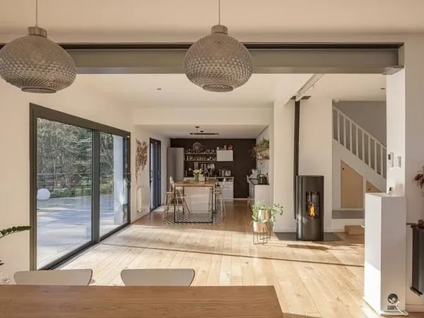 Maison 5 pièces 160 m²