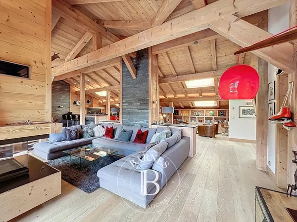 Les Gets - Penthouse de 325 m² de surface totale - 5 chambres en suite - Coeur de village et proche 