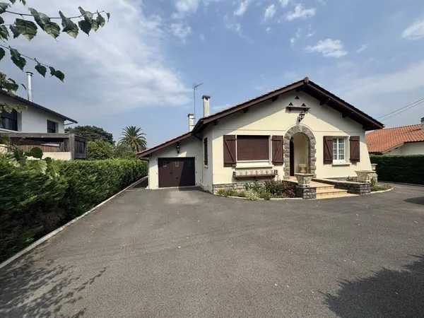 Maison de plain-pied 3 pièces 80 m²