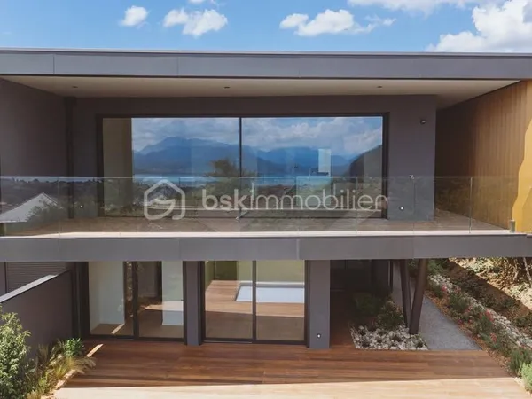 Maison 5 pièces 202 m²