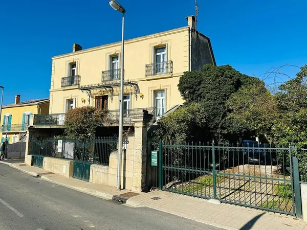 EXCLUSIVITE - Maison - Boujan Sur Libron - 9 pièces - 266m²