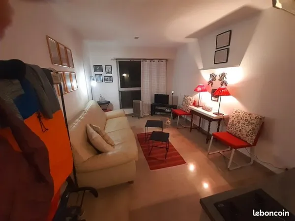 Studio meublé 17m2 avec piscine