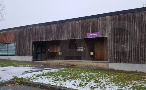 Local 570 m²