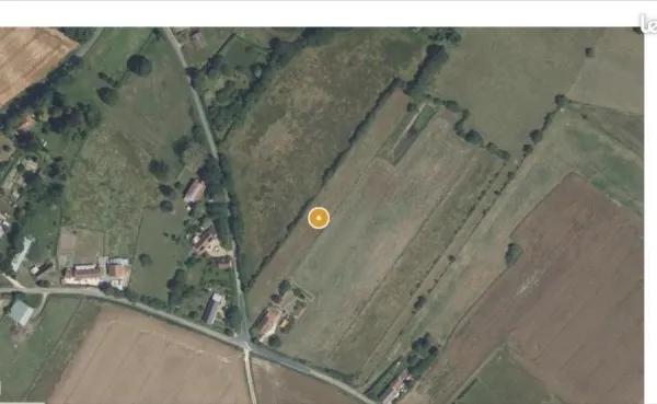 Terrain 4752 m² Jeu-Maloches