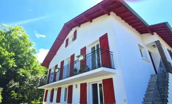 Appartement - 162m ²