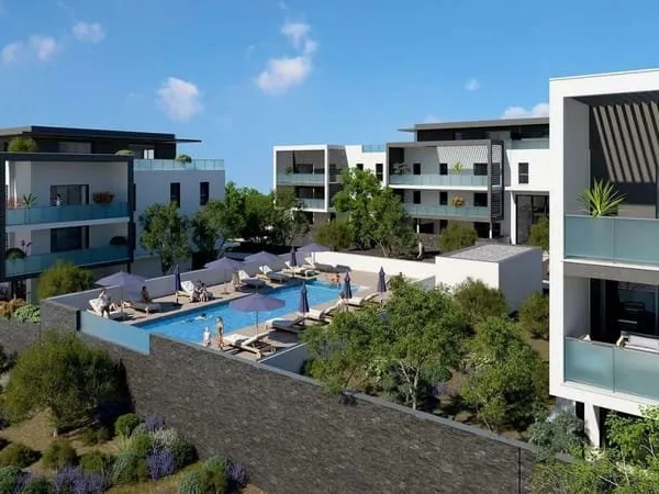 Appartement à vendre avec terrasse, parking et piscine à Béziers