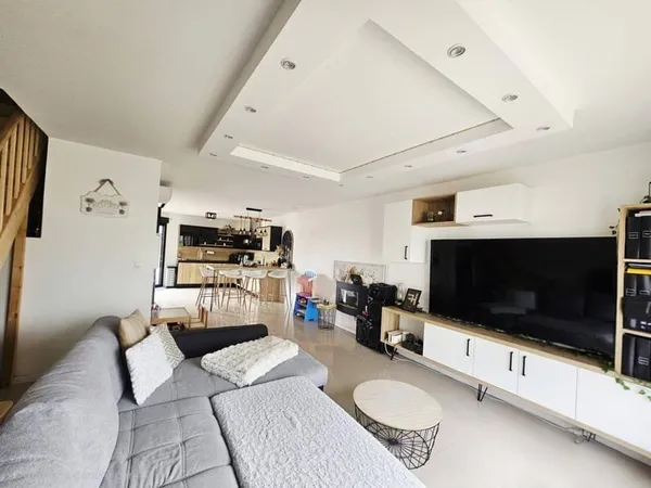 Maison 4 pièces 100 m²