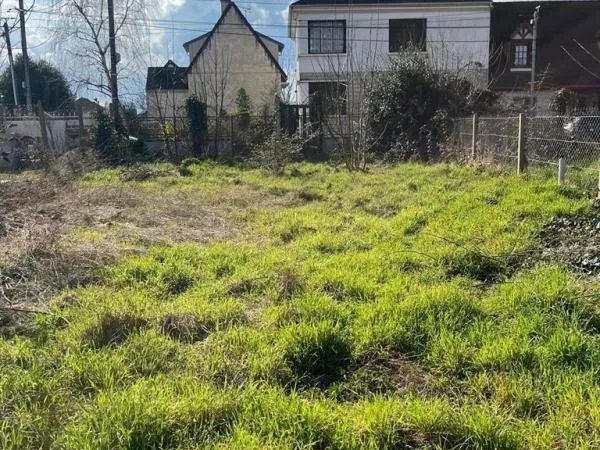 A VENDRE TERRAIN LES MUREAUX DE 1263M2 DIVISIBLE