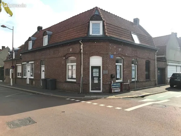 Boutique 60 m² Leers