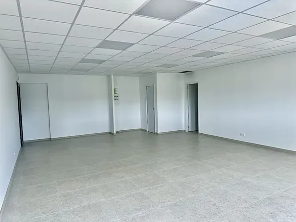 Local professionnel 62 m²