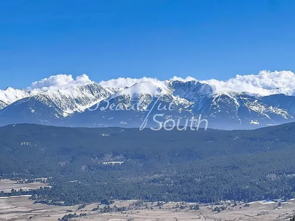 Hôtel familial et appartements rénovés au coeur d'une station de ski emblématique, Pyrénées Oriental