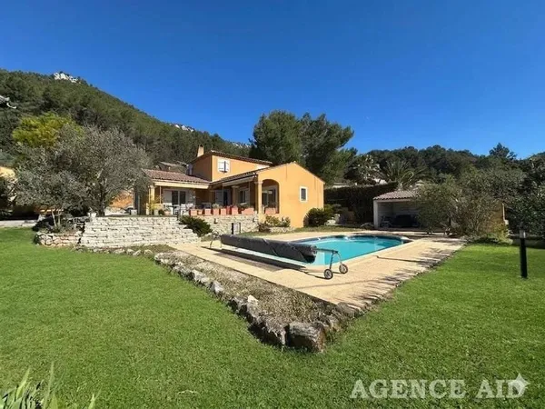 Villa 6 pièces 138 m²