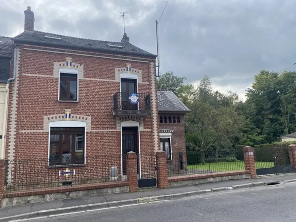 Maison Vente Hirson 7p 107m² 80250€